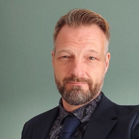 Samuel Suther - KI, Web & App Entwickler